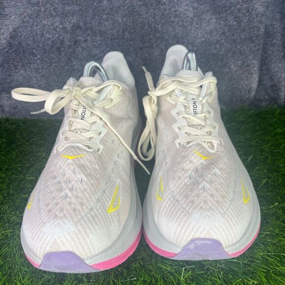 HOKA Clifton 9 Running Shoes Women’s 7.5B White Pink Lightweight Sneake - Picture 2 of 7
